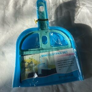 Mini Dustpan Set Blue